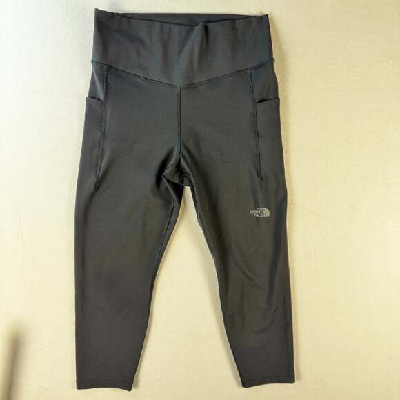 The North Face Pants - The North Face Women's Motivation High-Rise Pocket Crop Leggings